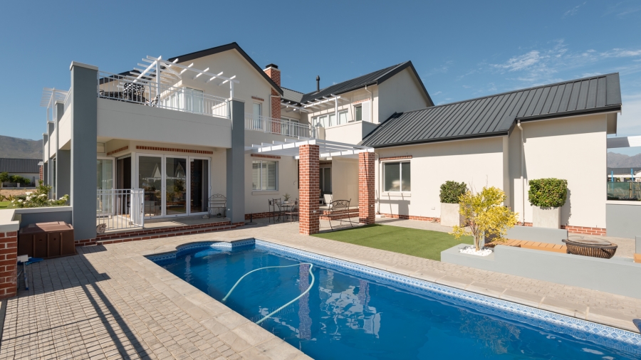 5 Bedroom Property for Sale in Val De Vie Estate Western Cape